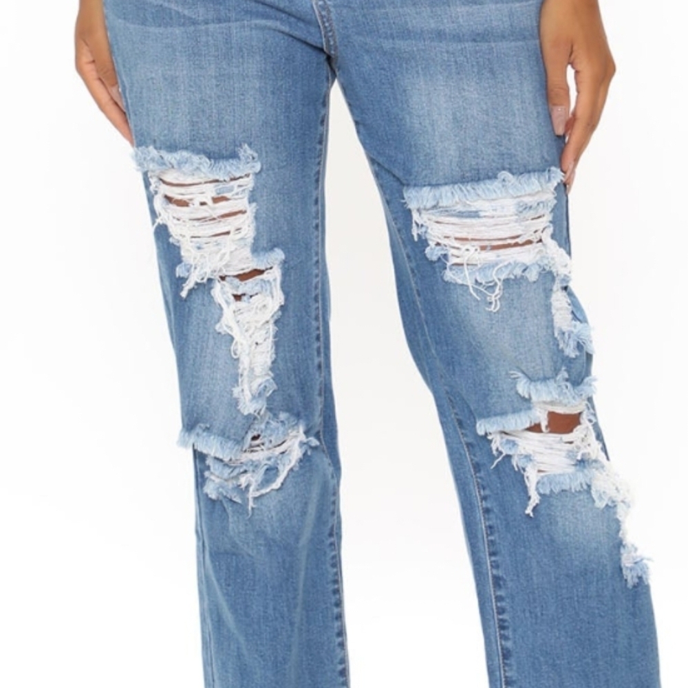 Fashion Nova Blue Boyfriend Jeans with Distressed Design